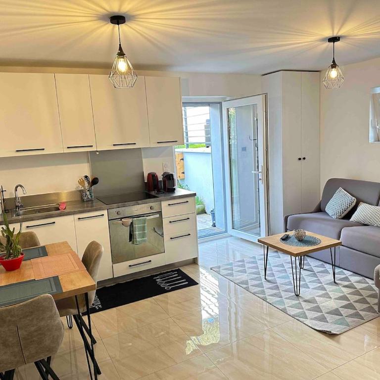Charment 2 Pièces tout équipé Proche Centre Ville - Appartement 2 Chambres - 20