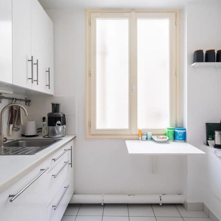 Appartement Triangle d'Or - One-Bedroom Apartment - 11