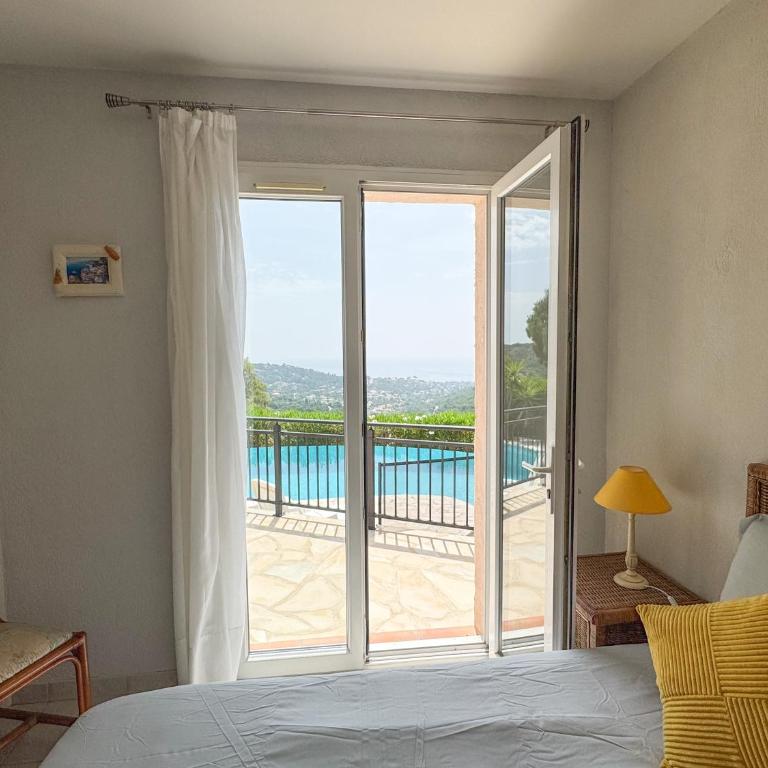 Villa Yasmine Cavalaire - Villa con vistas al mar - 44
