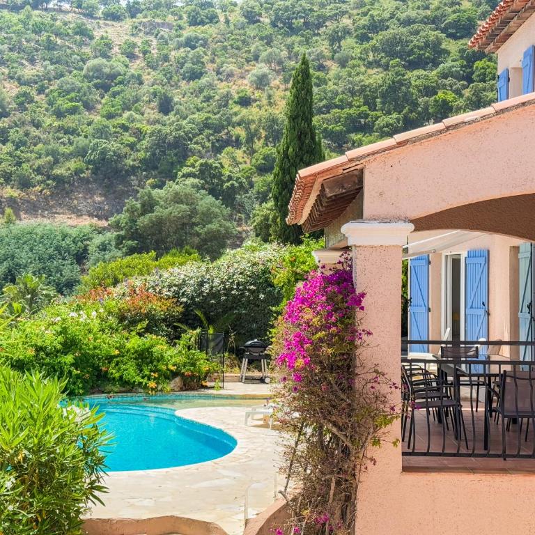 Villa Yasmine Cavalaire - Villa con vistas al mar - 1