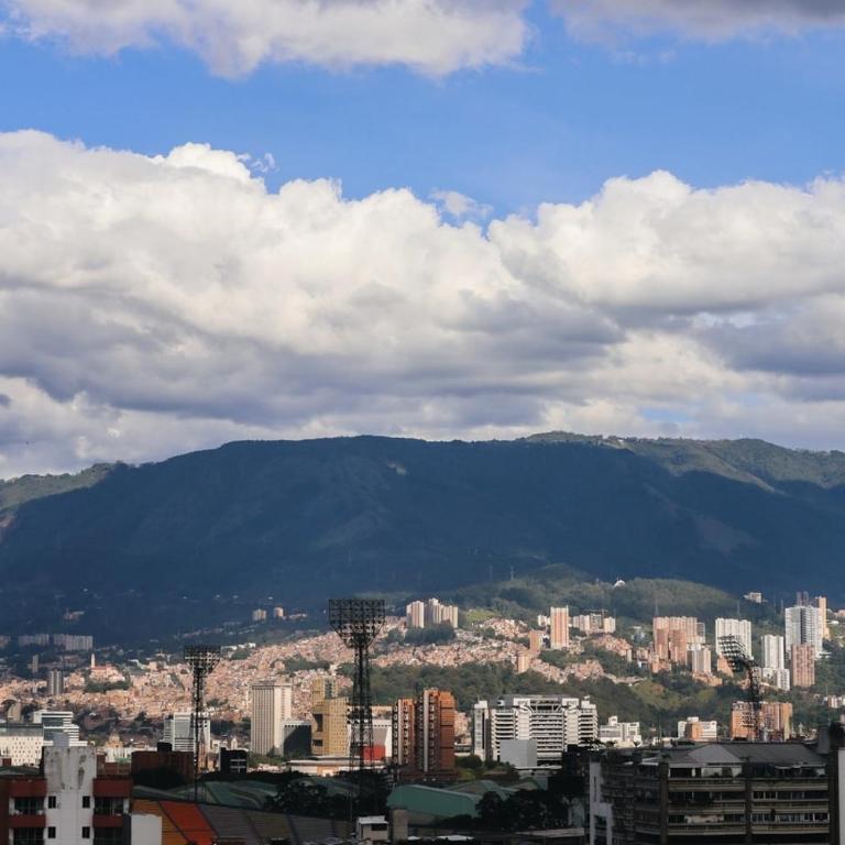 Chic Rosa Negra Aparta-Suite Your Peaceful City Escape - Apartamento de 1 dormitorio - 31