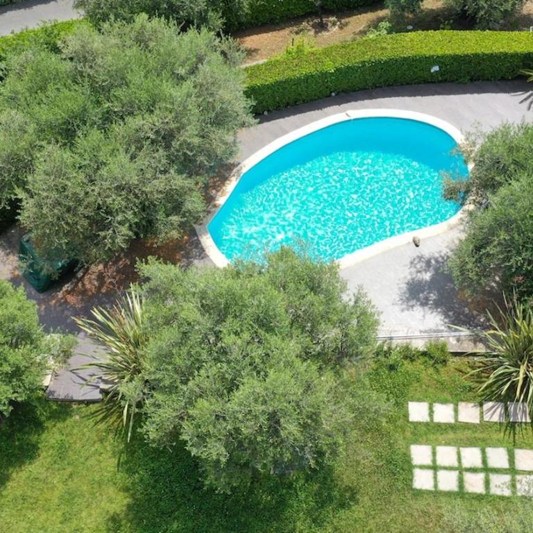 Exceptional Villa with Sea View, Pool & Privacy - Villa - 9