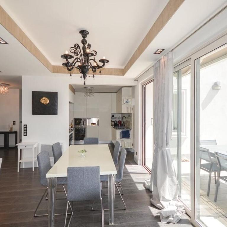 Exceptional Villa with Sea View, Pool & Privacy - Villa - 45
