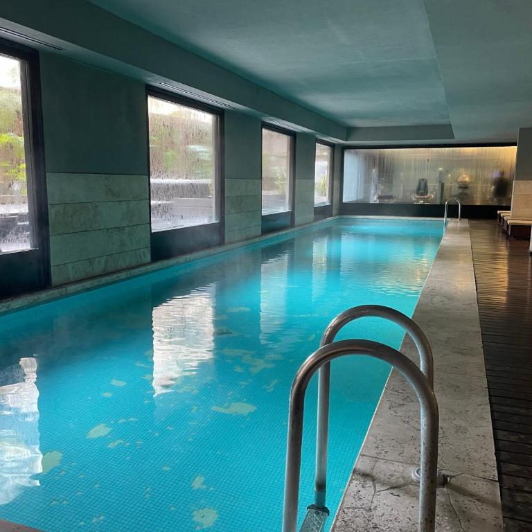 Loft Full Amenities en Retiro - Estudio Deluxe con cama grande - 7