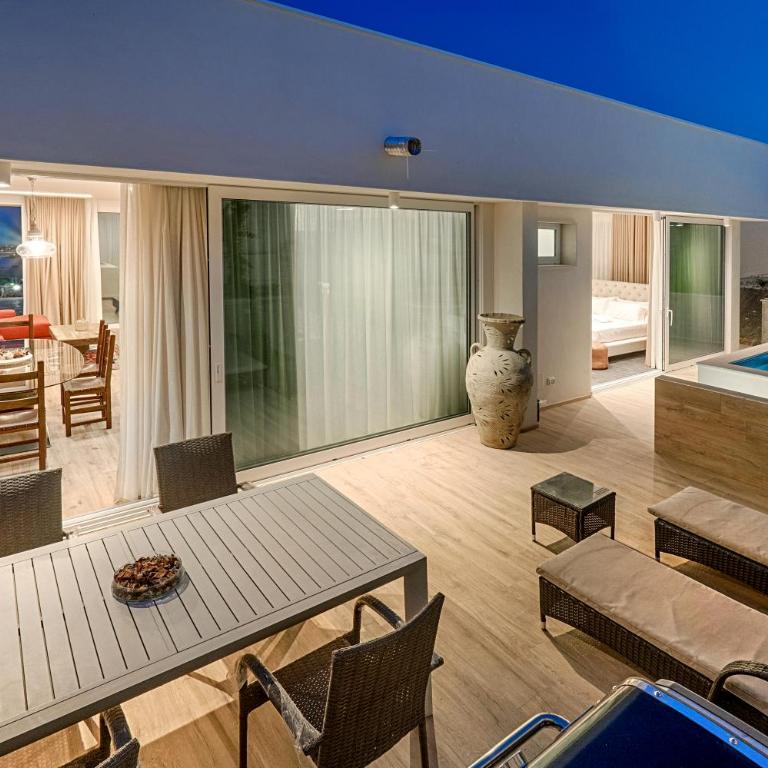 Petraianca Panoramic BH - Suite Deluxe con Vasca Idromassaggio - 15