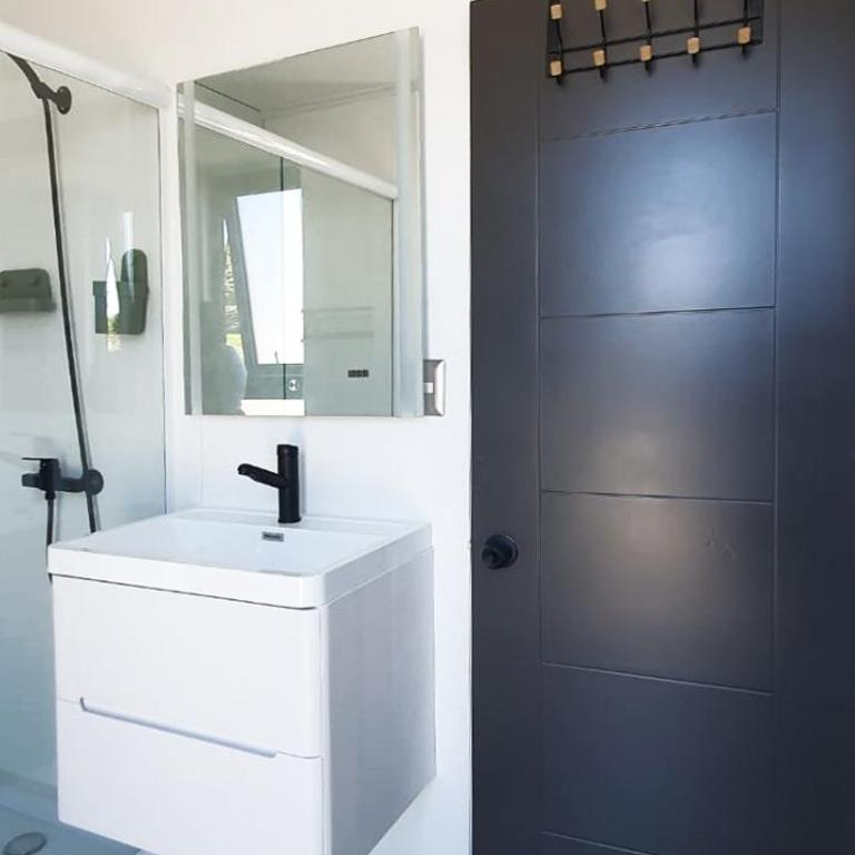 Tiny House El PANGAL - Double Room with Balcony and Sea View - 9