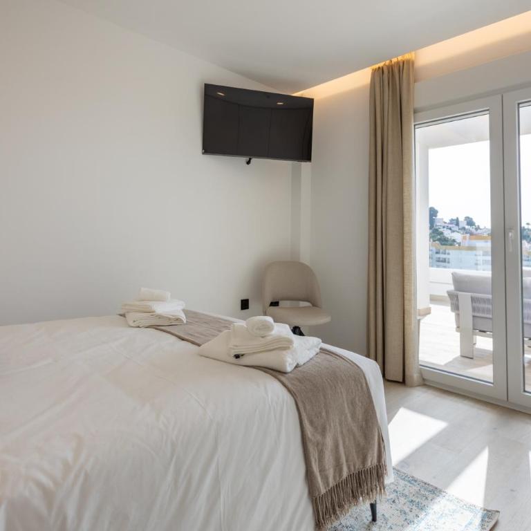 MTR Marbella Temporary Rent Apto 4 dormitorios Luminoso con zonas Chill Out y Gym - Apartamento - 13