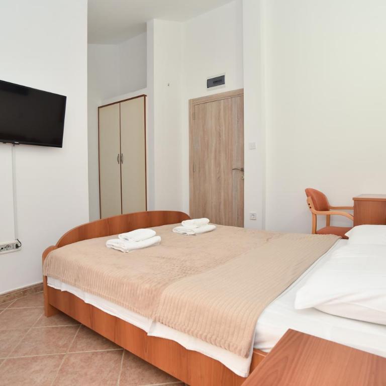 Apartmani Bojana - Standard Double Room - 6
