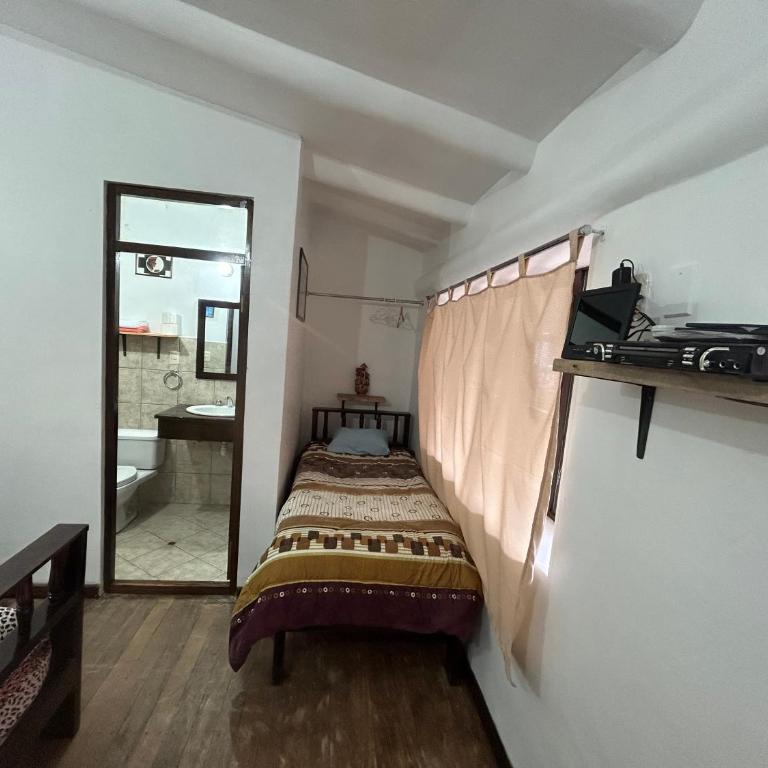 Bed and Breakfasts - Ollantaytambo by ViaHero - Deluxe Single Room with Balcony - 3