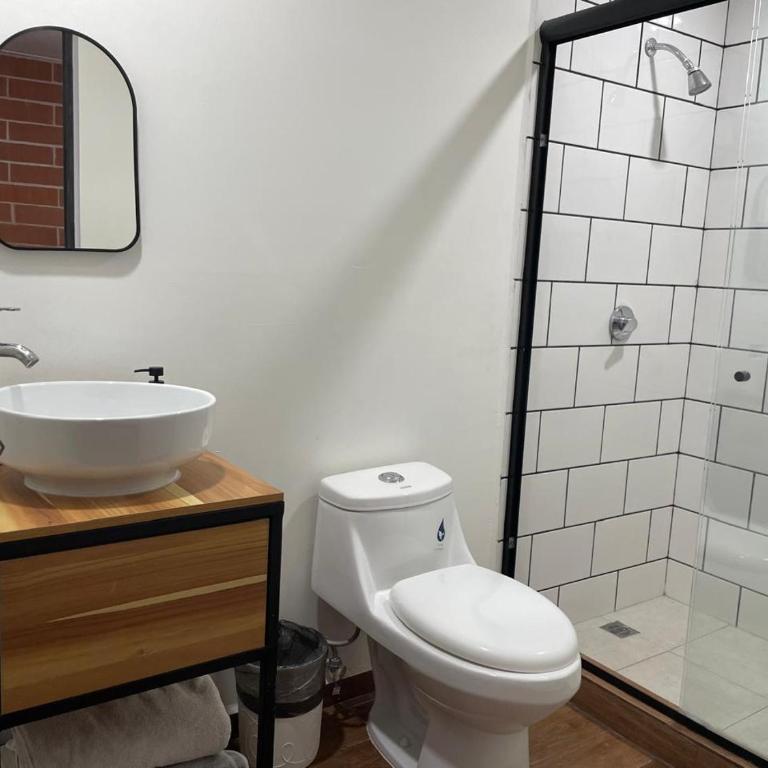 Departamentos exclusivos, equipados y amueblados en Torre Barrio Vergel - Economy Double Room - 5