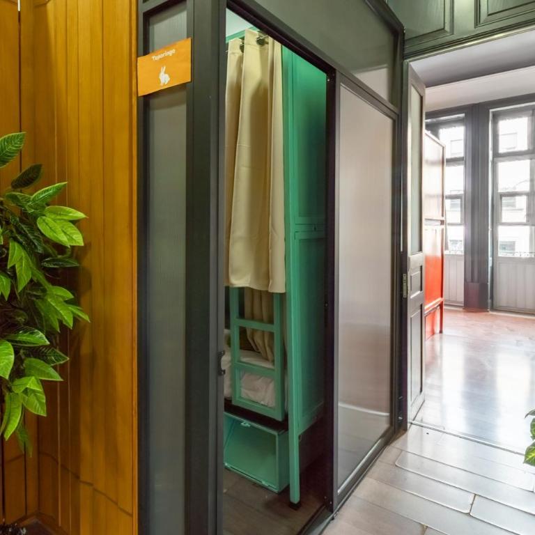 Hostel Bemaro Mexico City - Bed in 4-Bed Male Dormitory Room - 1