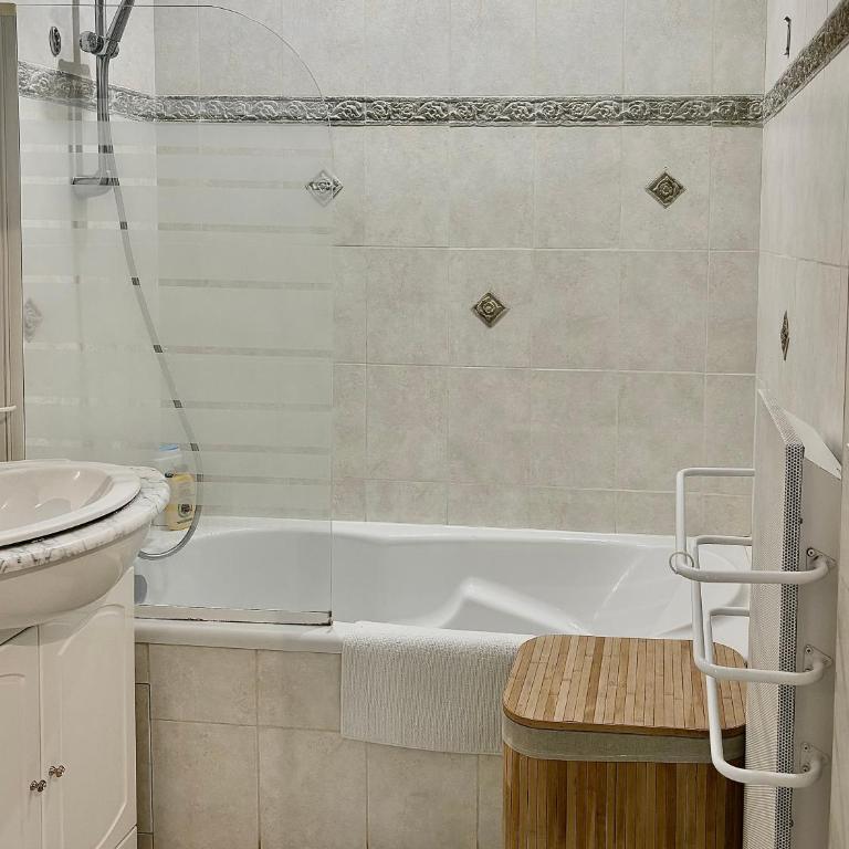 Charmant studio - AC - Piscine - Terrasse - Parking - Appartamento con 1 Camera da Letto - 11