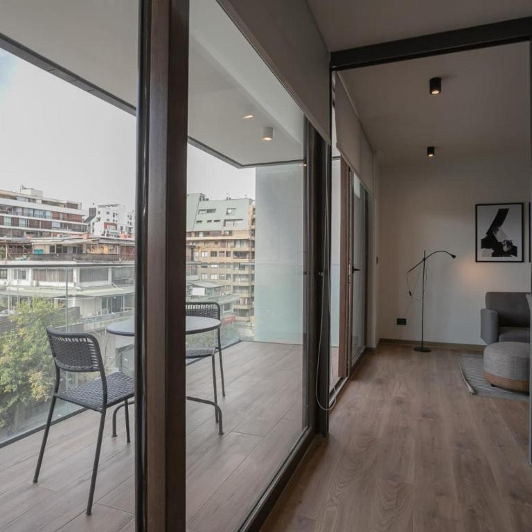 Modern 1BR steps from Escuela Militar - Apartment - 20