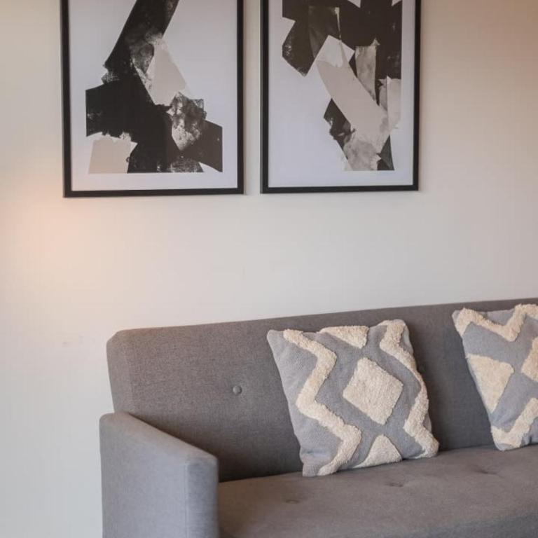 Modern 1BR steps from Escuela Militar - Apartment - 25