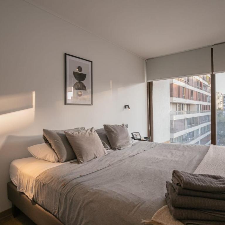 Amplio y deslumbrador departamento en las Condes - Apartamento - 3