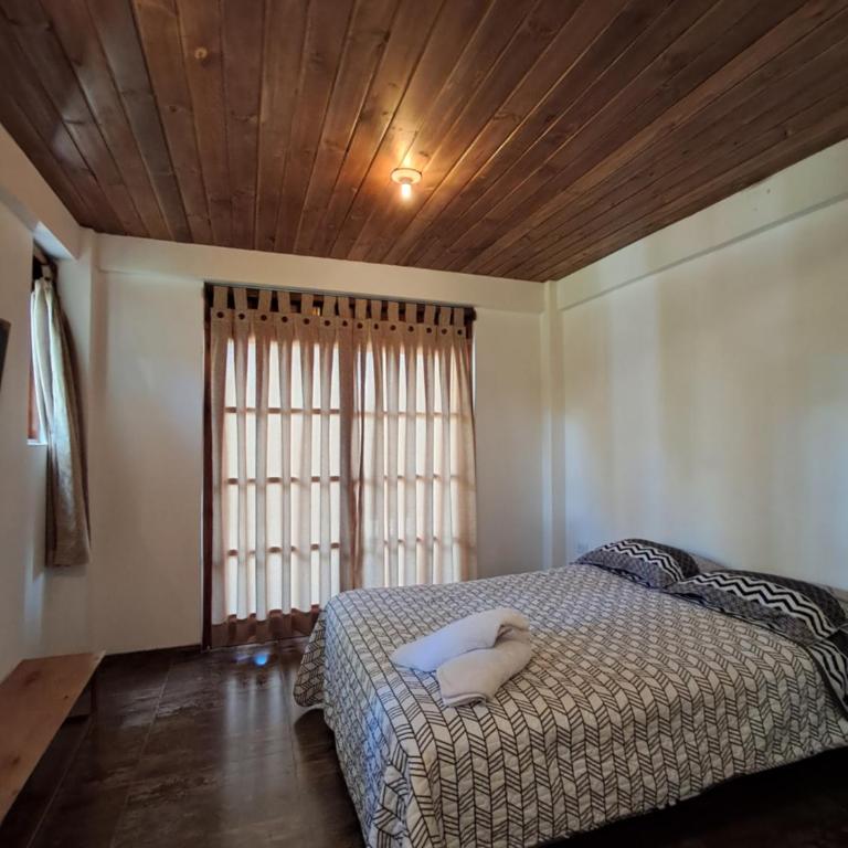 Bellavista Hospedaje Vista asombrosa - Triple Room with Mountain View - 4