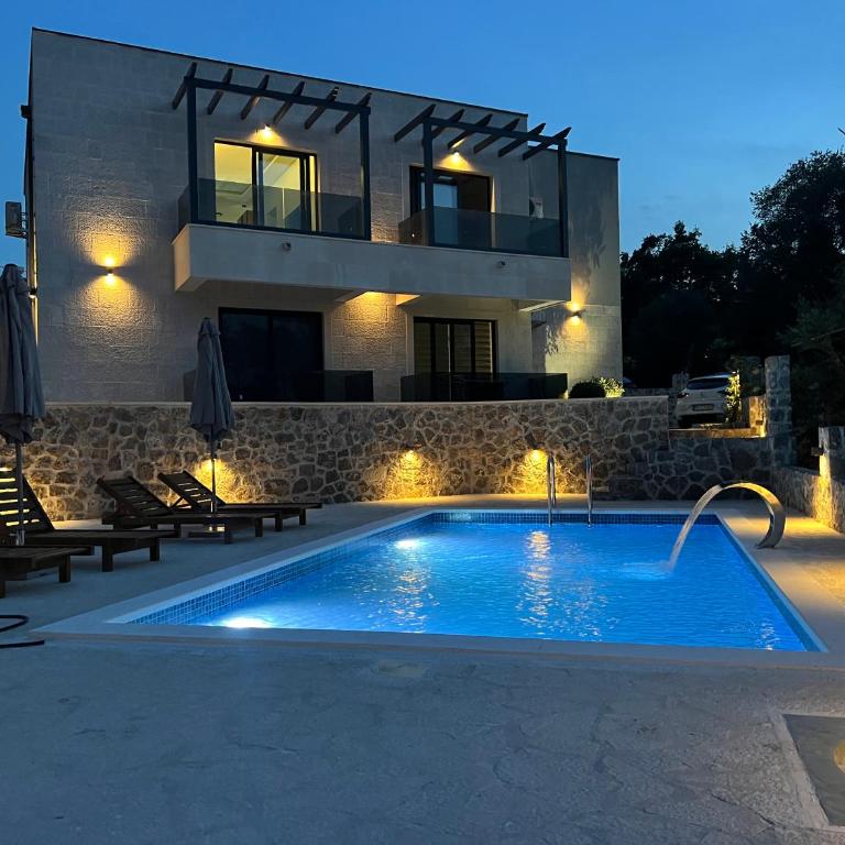 Casa Bellavista - Vila sa Sopstvenim Bazenom - 1