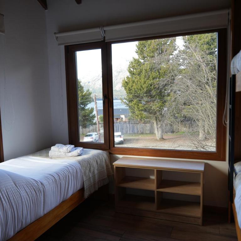 Guti Andino Hostel Boutique - Habitación Cuádruple con vistas al lago - 5
