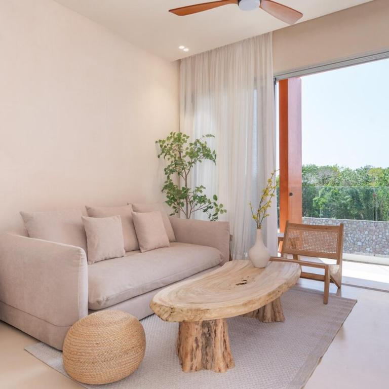 Kune - Three-Bedroom Apartment with Balcony - 32