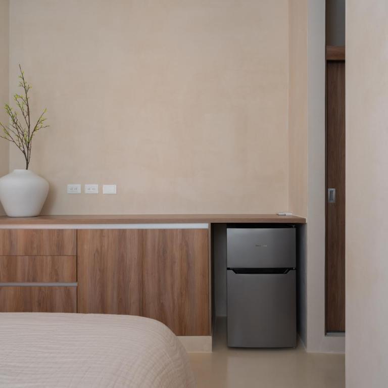 Kune - Three-Bedroom Apartment with Balcony - 33