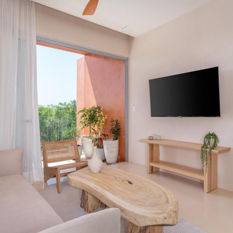 Kune - Three-Bedroom Apartment with Balcony - 37