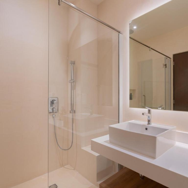 Kune - Three-Bedroom Apartment with Balcony - 74