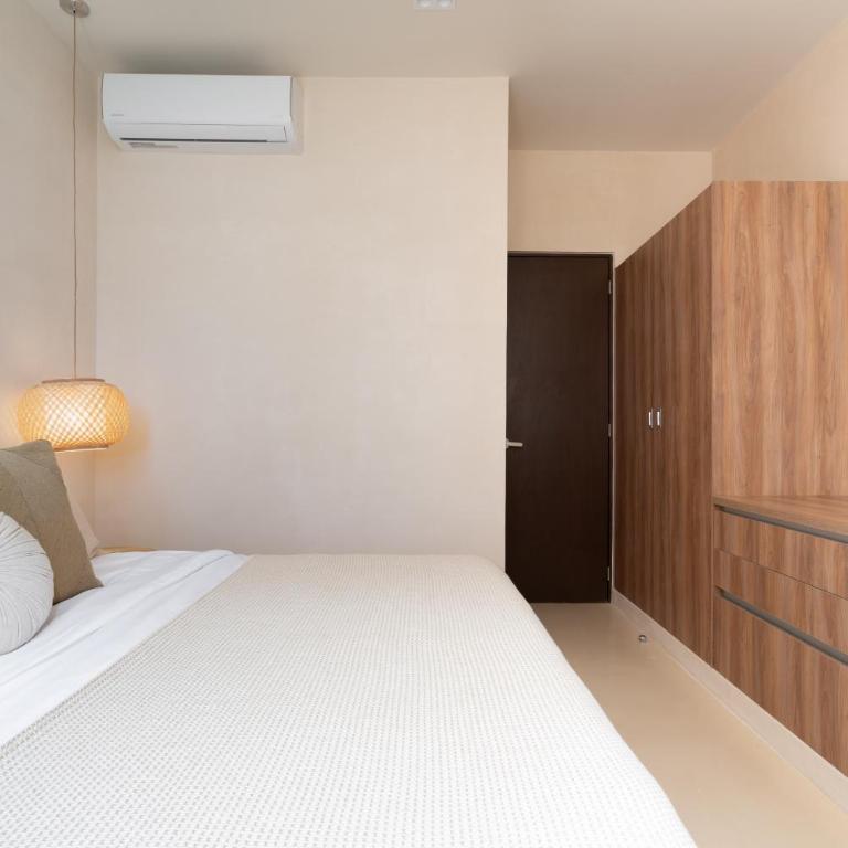 Kune - Three-Bedroom Apartment with Balcony - 77