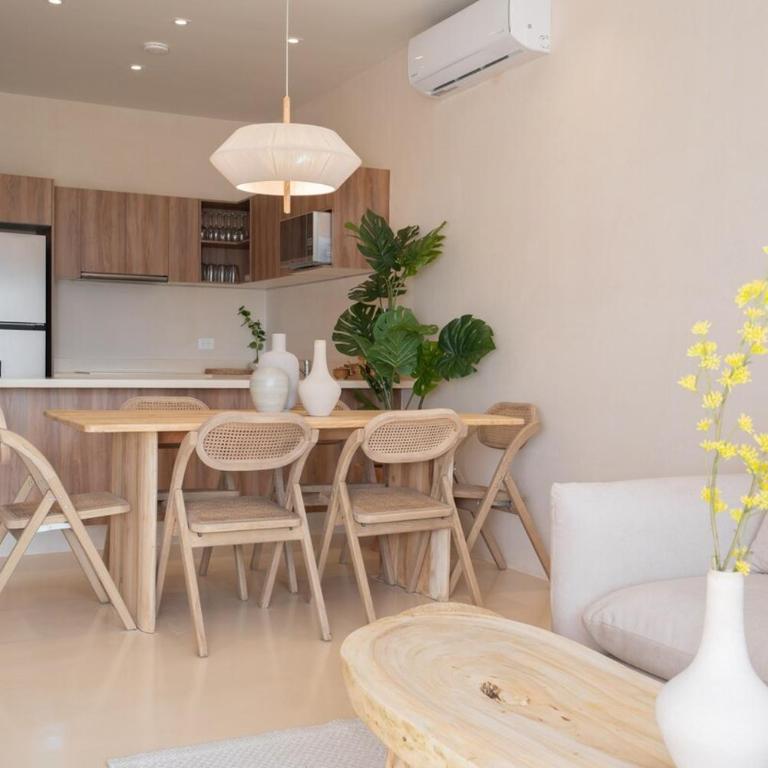 Kune - Three-Bedroom Apartment with Balcony - 81