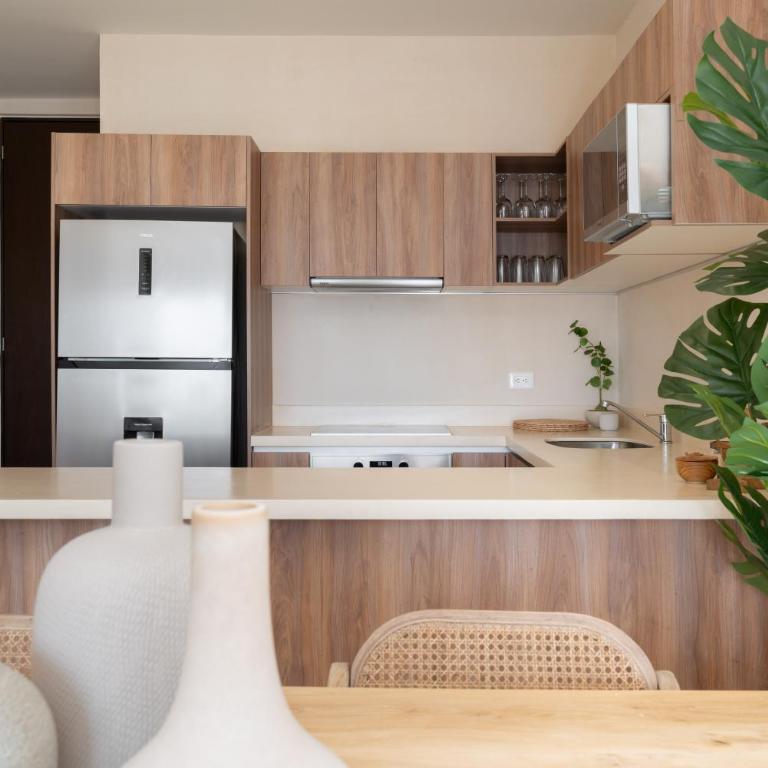 Kune - Three-Bedroom Apartment with Balcony - 84