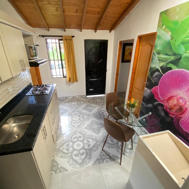 Acogedor apartamento cerca al tranvía 301 - Two-Bedroom Apartment - 19