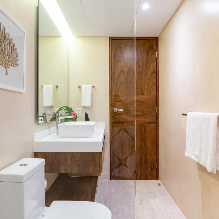 Studio with Pool View Balcony in Veleta - Studio Apartment with Balcony - 17