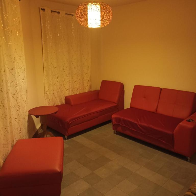 Amplio, cómodo y tranquilo a 10 min del aeropuerto, basilica y centro - One-Bedroom Apartment - 4