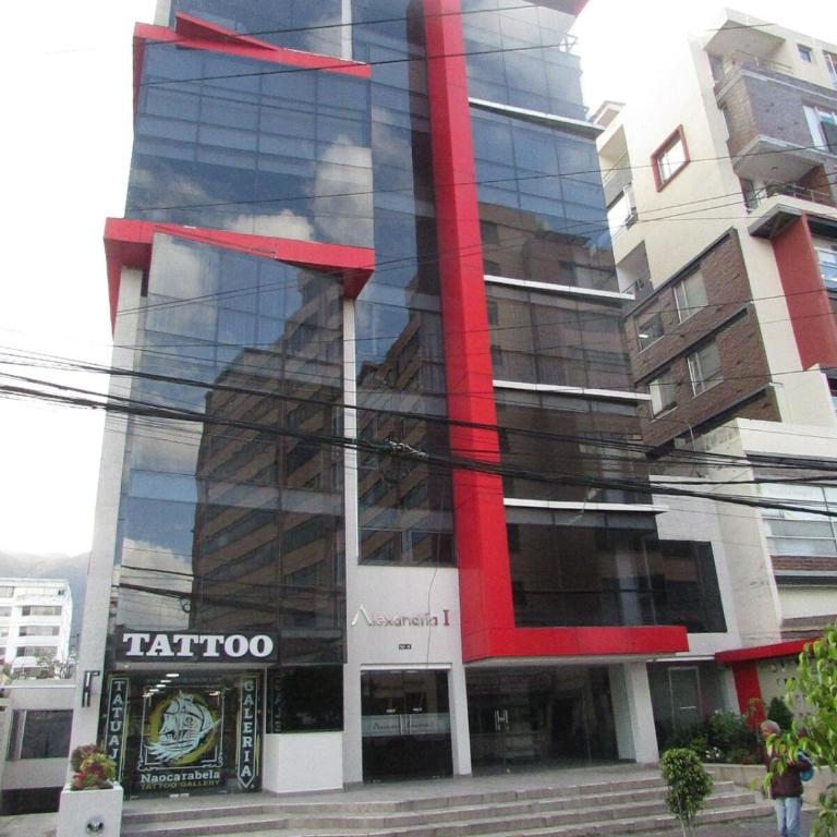 Beautiful suite, north center - One-Bedroom Apartment - 2