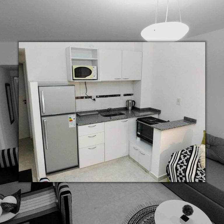 Beautiful One Bedroom Apartment with Garage - Apartamento de 1 dormitorio con vistas a la ciudad - 2