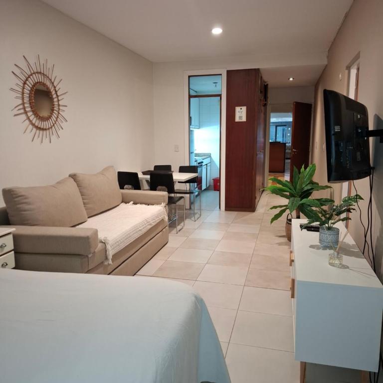 Azcuenaga - Recoleta con patio privado - One-Bedroom Apartment - 32