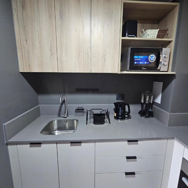 Departamento minutos de Movistar Arenas, La Moneda, Plaza de Armas en pleno Centro de Santiago - One-Bedroom Apartment - 10