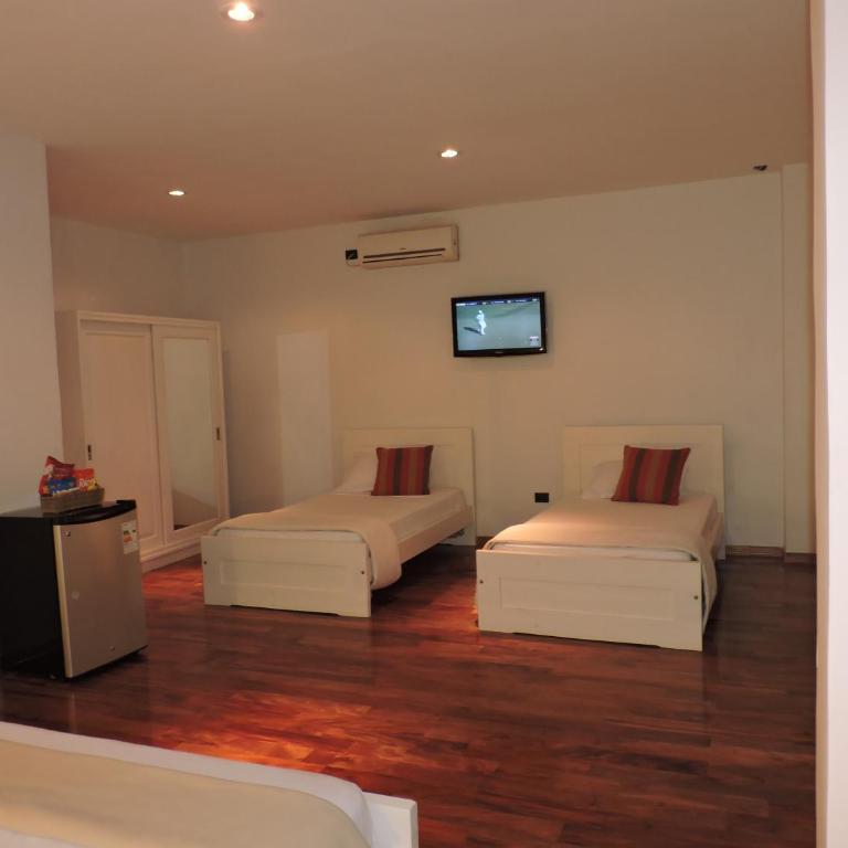 Patio del Puerto Hotel Boutique - Habitación Cuádruple Clásica - 5