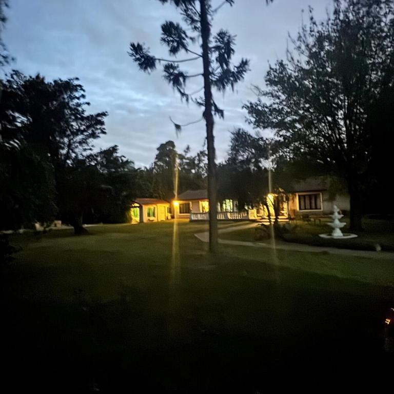 casa independiente dentro de un quinta - Apartamento de 2 dormitorios - 4