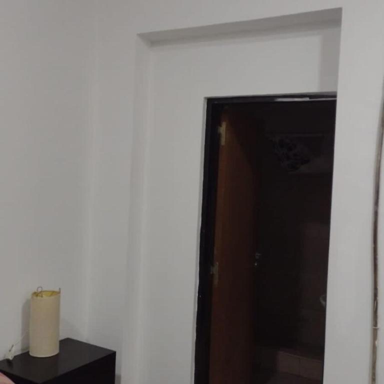 dpto enfrente de fundación hospitalaria - One-Bedroom Apartment - 5
