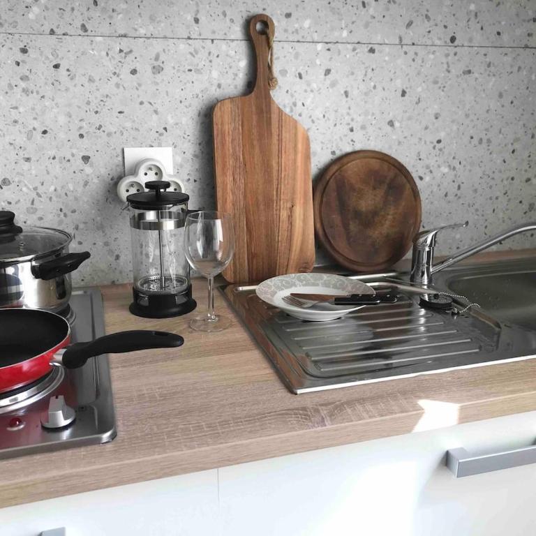 Studio with Jardin Tropical Terrasse - center city - Beach 150m - Apartamento de 1 dormitorio - 5