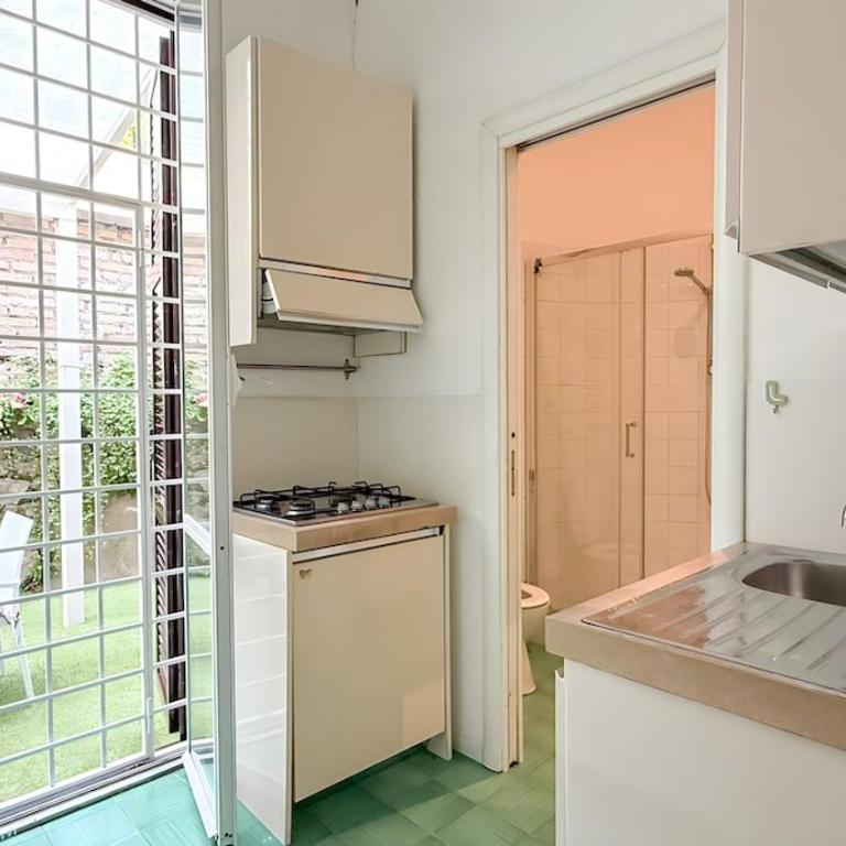 Beautiful apartment within walking distance of the Vatican - One-Bedroom Apartment - 9