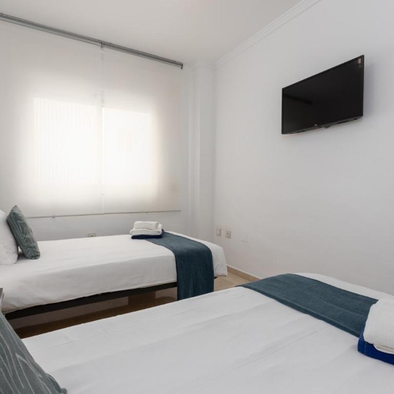 2º MTR - Marbella Temporary Rent 3 bedrooms Av del Mar - Apartamento con terraza - 19
