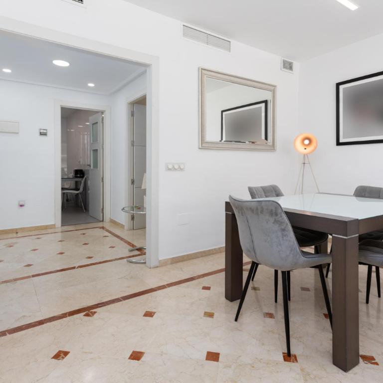 2º MTR - Marbella Temporary Rent 3 bedrooms Av del Mar - Apartamento con terraza - 9