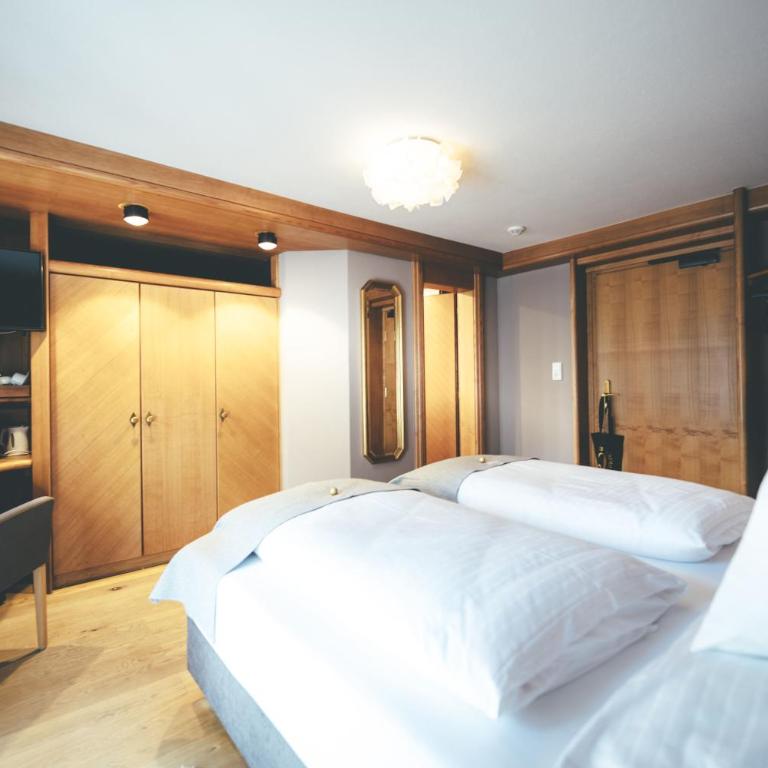 Quality Hosts Arlberg - Lärchenhof - Doppelzimmer mit Balkon - 5