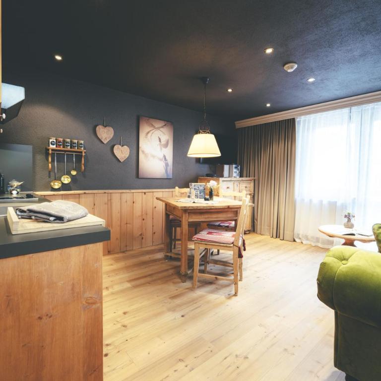 Quality Hosts Arlberg - Lärchenhof - Comfort Apartment mit 1 Schlafzimmer und Balkon - "Edelweiss" - 6