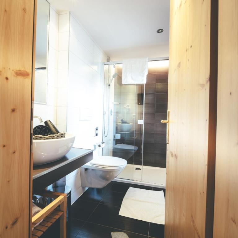 Quality Hosts Arlberg - Lärchenhof - Einzelzimmer mit Balkon - 5
