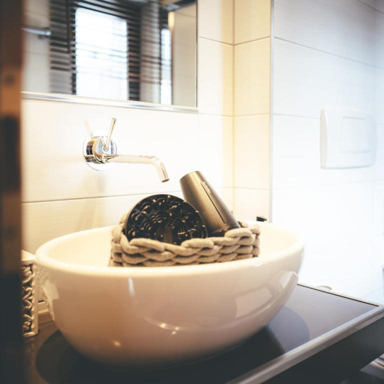 Quality Hosts Arlberg - Lärchenhof - Einzelzimmer mit Balkon - 6