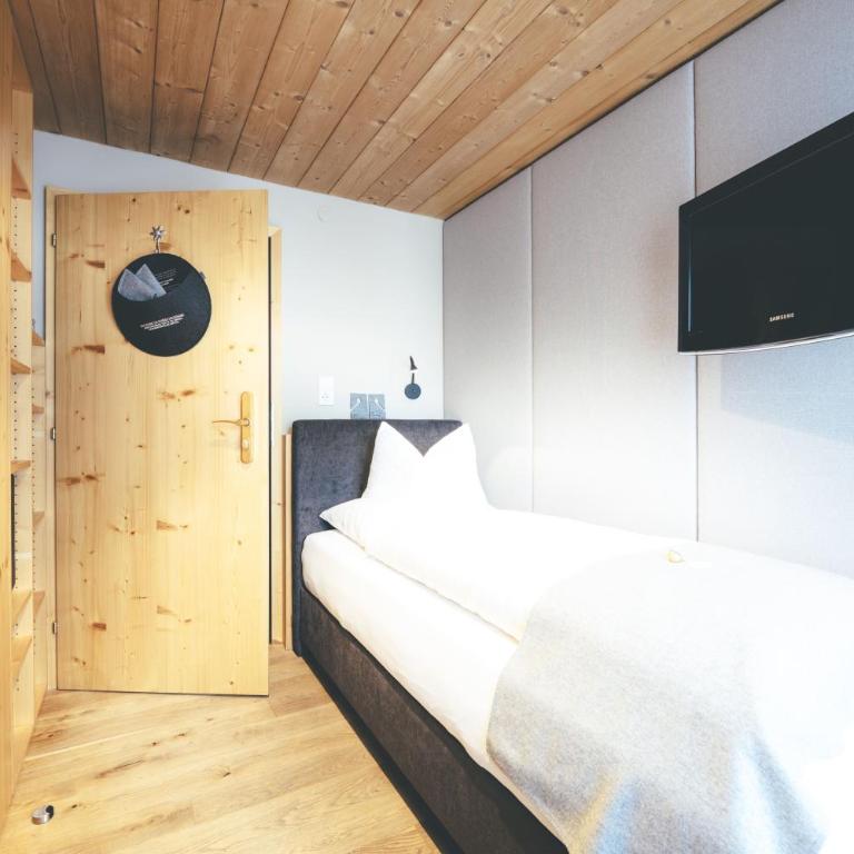 Quality Hosts Arlberg - Lärchenhof - Einzelzimmer mit Balkon - 2