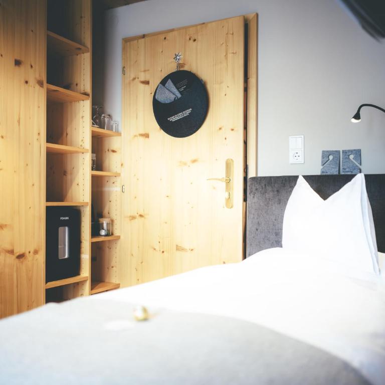 Quality Hosts Arlberg - Lärchenhof - Einzelzimmer mit Balkon - 3
