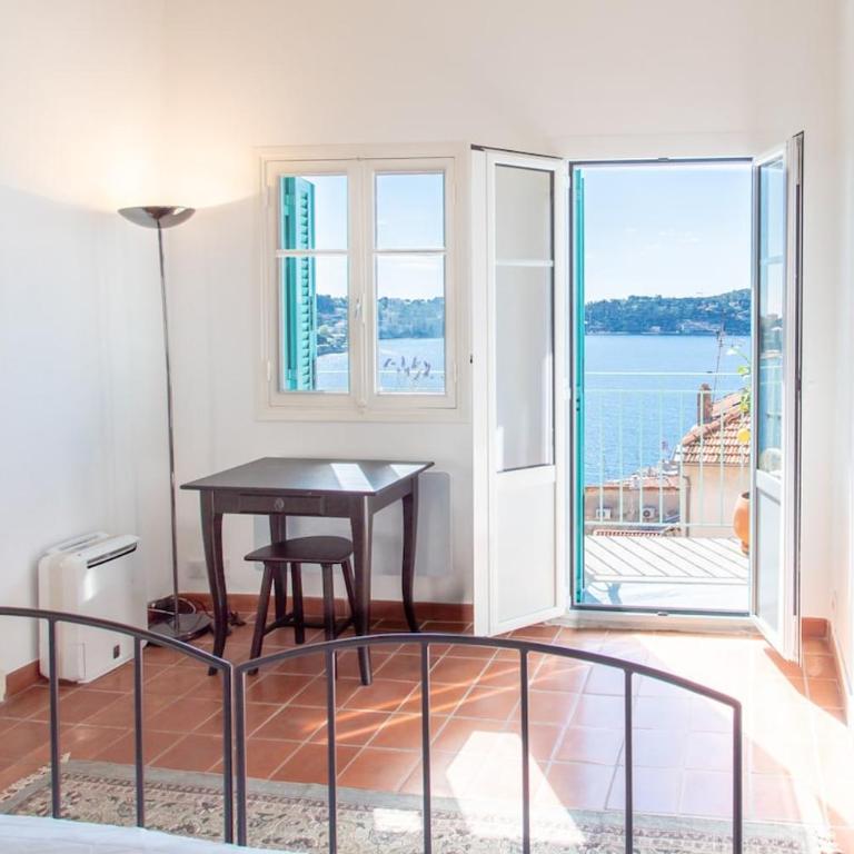 #50 Staywizus - Contesso Duplex - 1BDR, Sea View Terrace & AC - Appartement 1 Chambre - 2